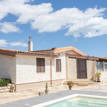 Scrusciu Ri Mari, Noto Holiday home *